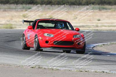 media/Sep-15-2024-Speed Ventures (Sun) [[7a54f7ed2f]]/Yellow Group/Session 1 (Outside Grapevine)/